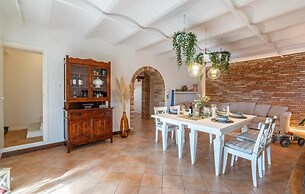 Villa Bentivoglio - Holiday Home With Swimming Pool