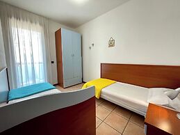 Cozy Apartment With Shared Pool