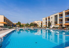 Enjoy a Poolside Retreat