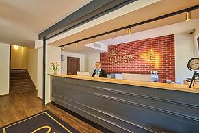 Hotel Queens