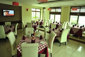 Nomad Paradise Hotel