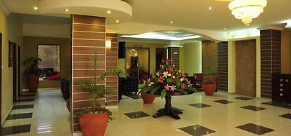 Nomad Paradise Hotel