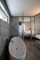 GRANDI 32  Boutique Residence