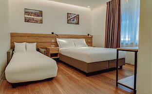 GRANDI 32  Boutique Residence