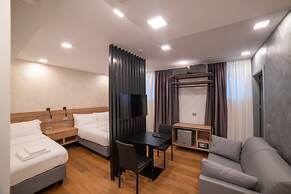 GRANDI 32  Boutique Residence