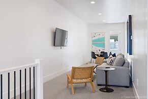 Villa #23 At Bloomington Country Club 4 Bedroom Townhouse by Redawning