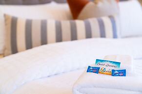 Villa #24 At Bloomington Country Club 4 Bedroom Townhouse by RedAwning