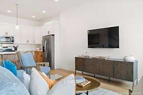 Villa #25 At Bloomington Country Club 4 Bedroom Townhouse by Redawning