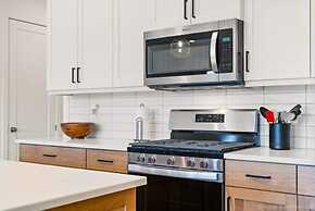 Villa #25 At Bloomington Country Club 4 Bedroom Townhouse by Redawning