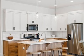 Villa #25 At Bloomington Country Club 4 Bedroom Townhouse by Redawning