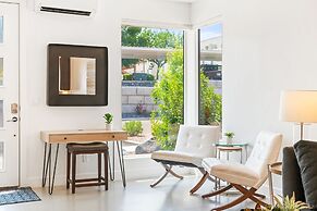 Abby's Retreat 4 Bedroom Townhouse by RedAwning