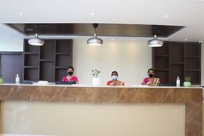 Gadiraju Palace Convention Centre & Hotel