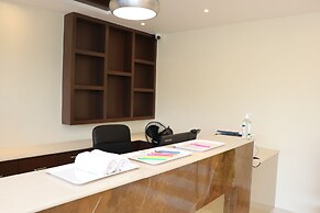 Gadiraju Palace Convention Centre & Hotel