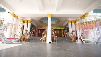 Gadiraju Palace Convention Centre & Hotel