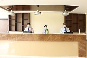 Gadiraju Palace Convention Centre & Hotel