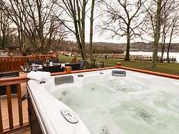 Bramblings by the Lake