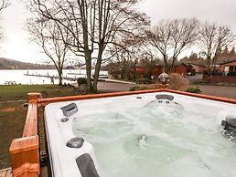 Bramblings by the Lake