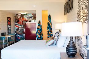 Egyptian Motor Hotel, Bw Signature Collection