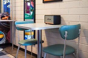 Egyptian Motor Hotel, Bw Signature Collection