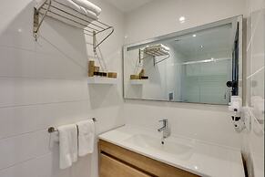 Enki Suess Alaçatı