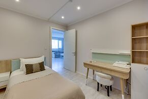 Enki Suess Alaçatı