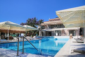 Enki Suess Alaçatı