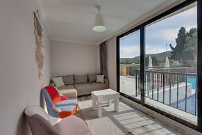 Enki Suess Alaçatı