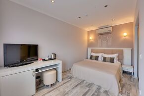 Enki Suess Alaçatı