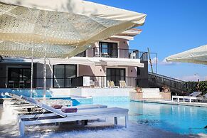 Enki Suess Alaçatı