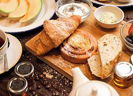 Riva Boutique Hotel & Restaurant