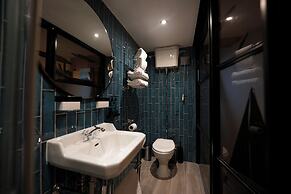 Riva Boutique Hotel & Restaurant