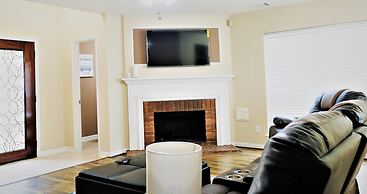 3Bdrm 2.5Bath 5Beds - Near Downtown