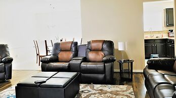 3Bdrm 2.5Bath 5Beds - Near Downtown