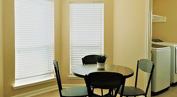 3Bdrm 2.5Bath 5Beds - Near Downtown