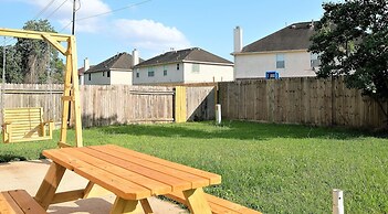 3Bdrm 2.5Bath 5Beds - Near Downtown