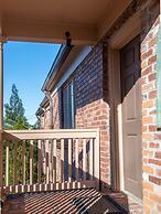 Green Hills Hideaway