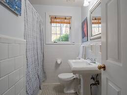 Green Hills Hideaway