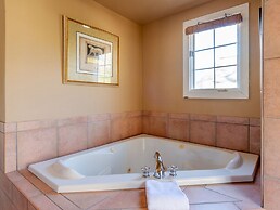 Green Hills Hideaway