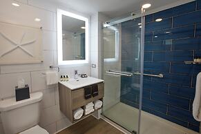 Oceans at Carina Bay Adults Only