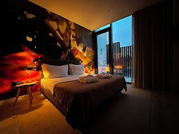 Grapple Hotel