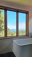 The Kauri Retreat - Sea Views & Spa Pool