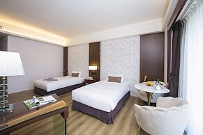 Hamp Court Palace Taipei