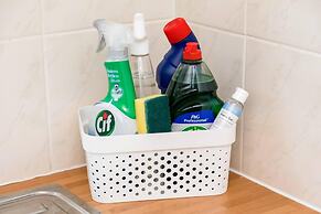 Cosy 2BR Home Near Milton Keynes Centre