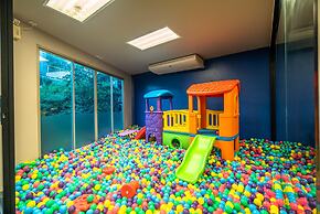 The Ark at Veloche by Lofty