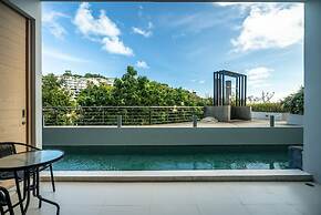 The Ark at Veloche by Lofty