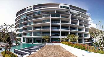 The Ark at Veloche by Lofty