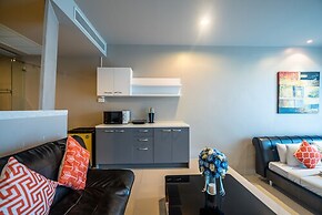 The Ark at Veloche by Lofty