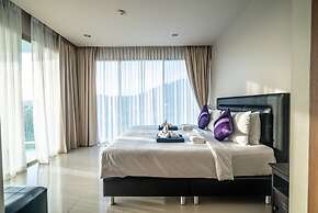 The Ark at Veloche by Lofty