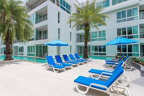 The Palms Kamala by Lofty