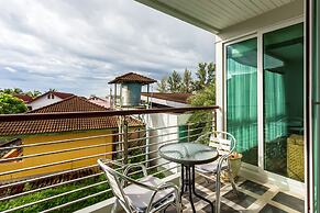 The Palms Kamala by Lofty